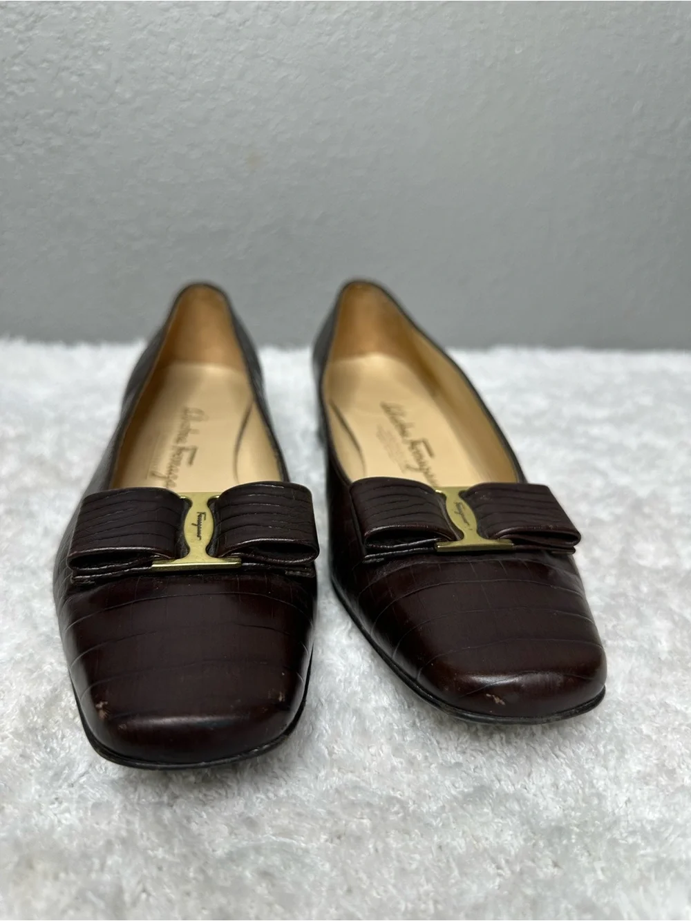 Vintage Salvatore Ferragamo Brown Croc Embossed Leather Pumps Loafers 7C 7 Wide